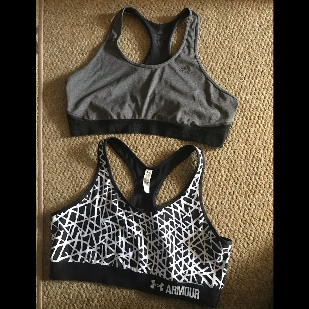 Sports bra lot
